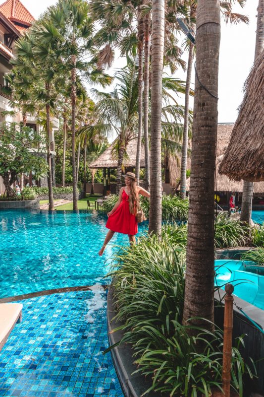 Resortowa stylizacja w Holiday Inn Bali Benoa